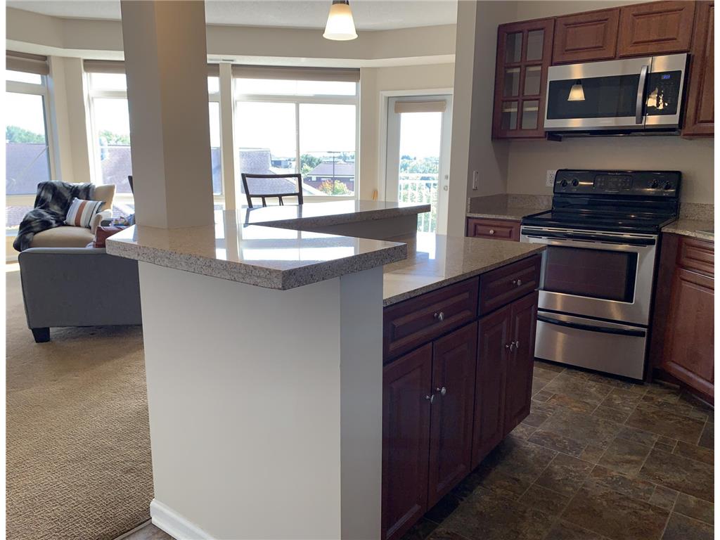 649 Old Highway 8 NW #233 New Brighton MN 55112 6598973 image1