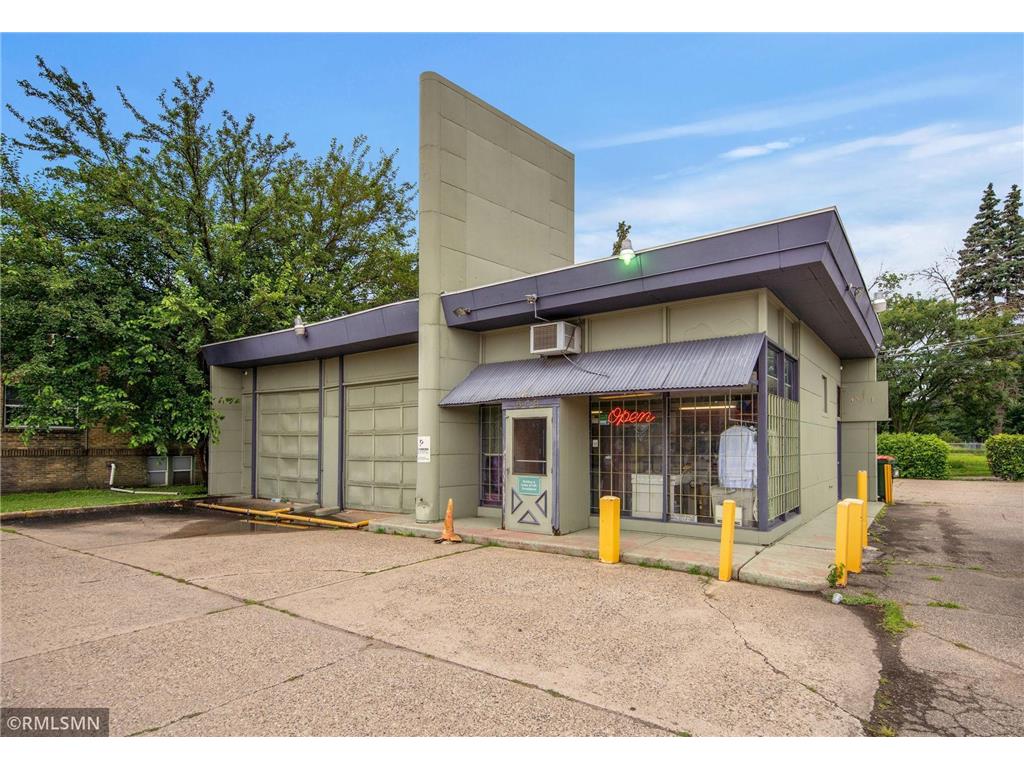 649 Snelling Avenue N Saint Paul MN 55104 6759598 image3