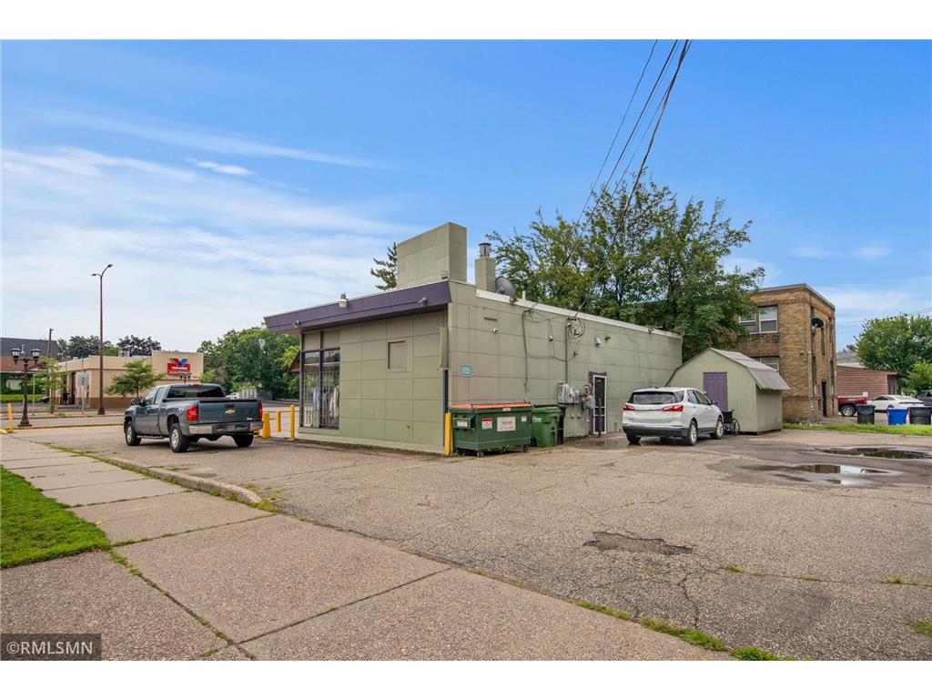 649 Snelling Avenue N Saint Paul MN 55104 6759598 image7