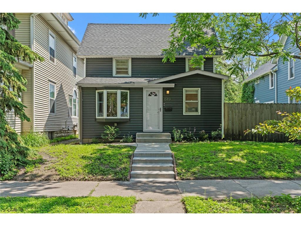 649 Van Buren Street NE Minneapolis MN 55413 6730419 image1