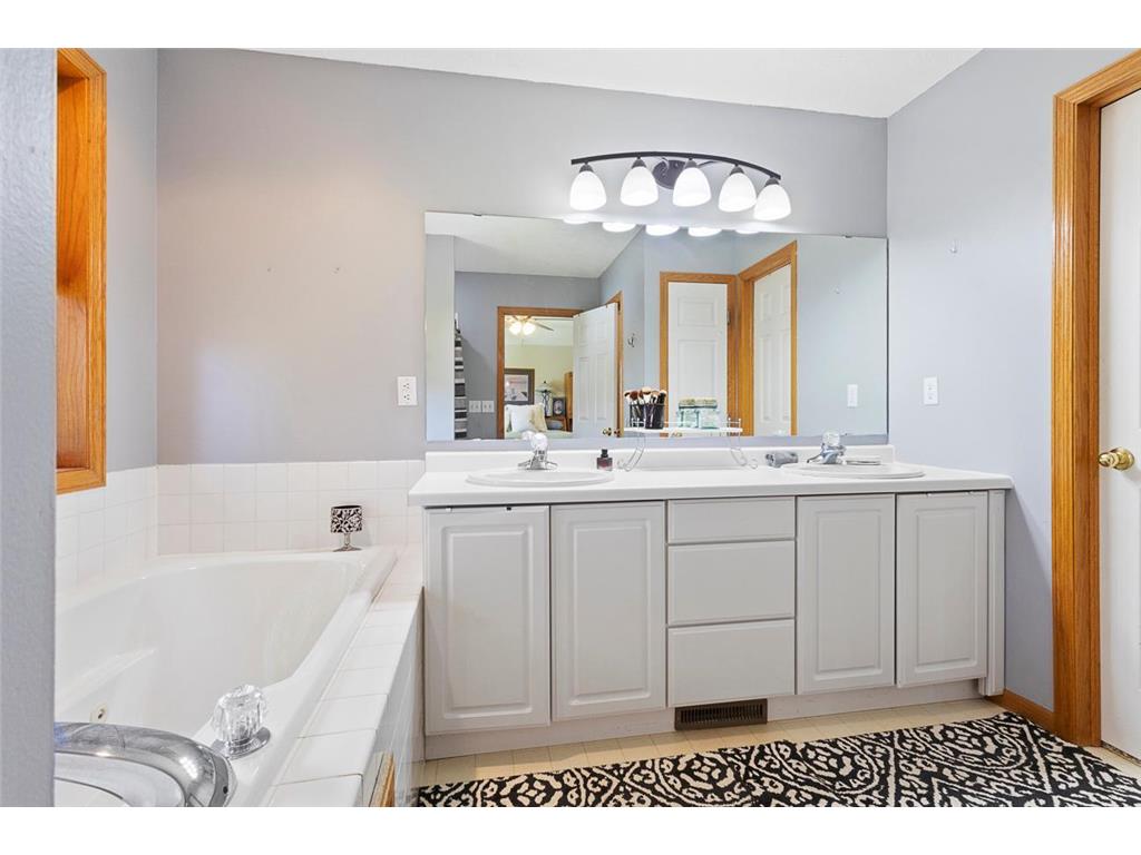 6495 Beckman Avenue Inver Grove Heights MN 55077 7031090 image17