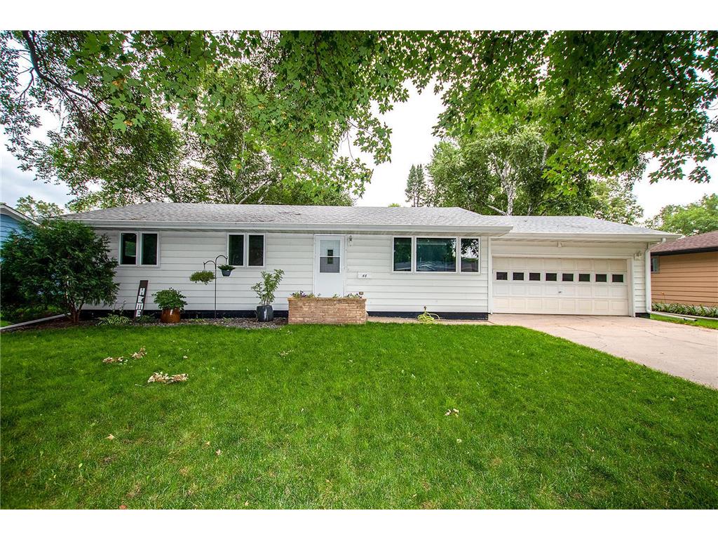 65 10th Avenue NE Hutchinson MN 55350 6571997 image1