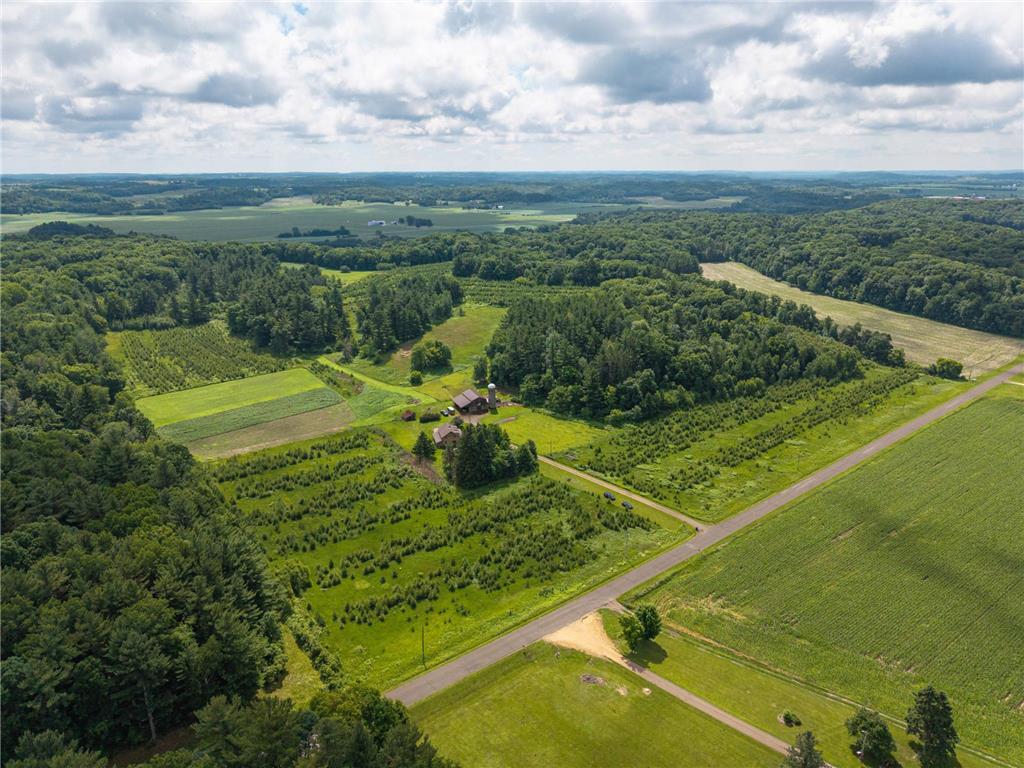 65 7 1/2 Street Prairie Farm WI 54762 - Hay River 7099869 image27