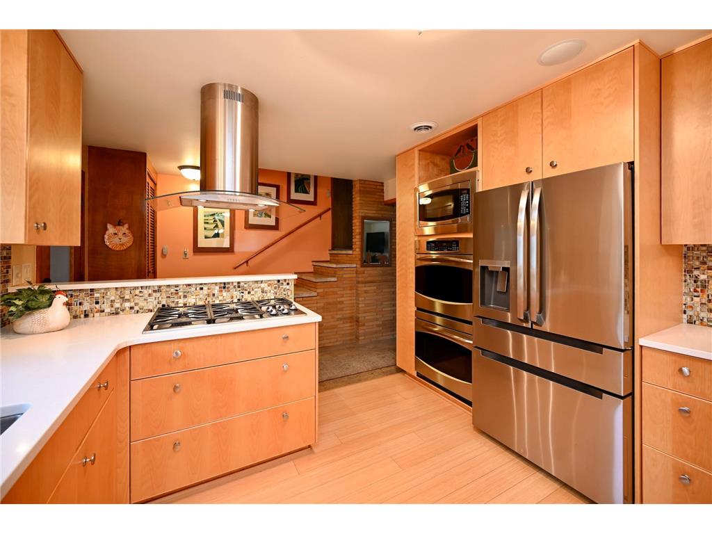 65 E Broadway Street Winona MN 55987 7091640 image10