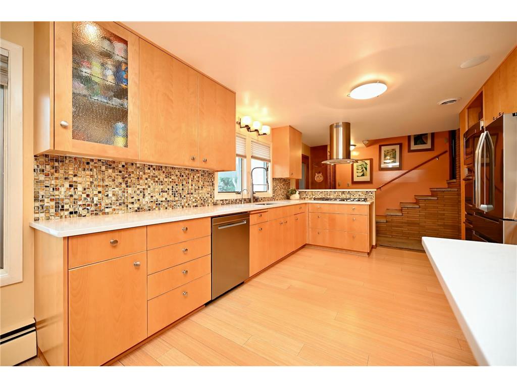 65 E Broadway Street Winona MN 55987 7091640 image9