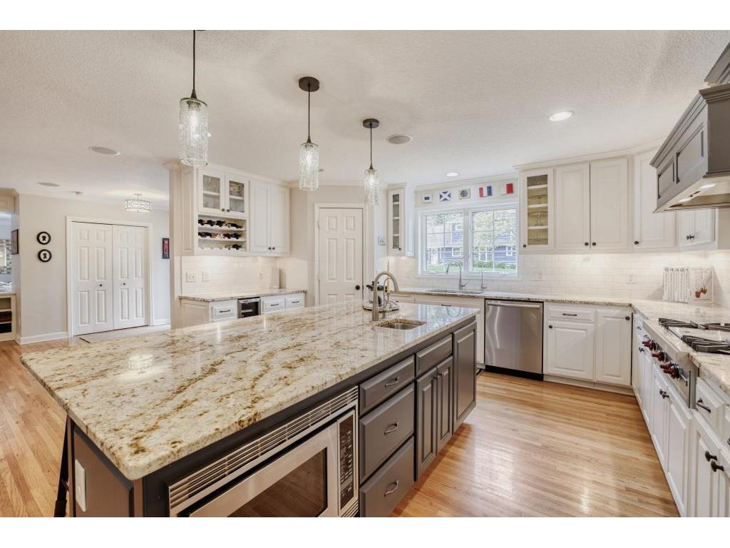 65 Interlachen Lane Tonka Bay MN 55331 7062691 image5