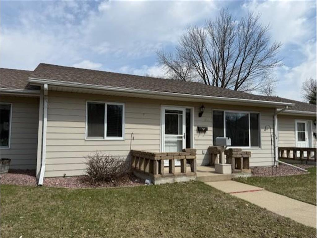650 12th Street Windom MN 56101 7051661 image1