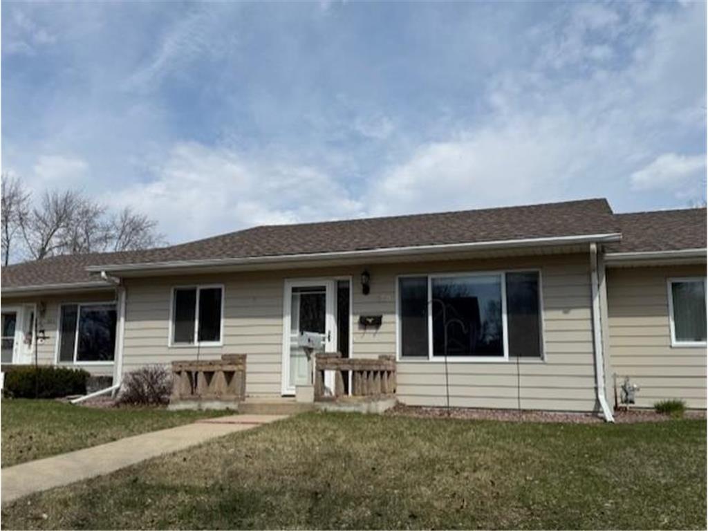 650 12th Street Windom MN 56101 7051661 image2