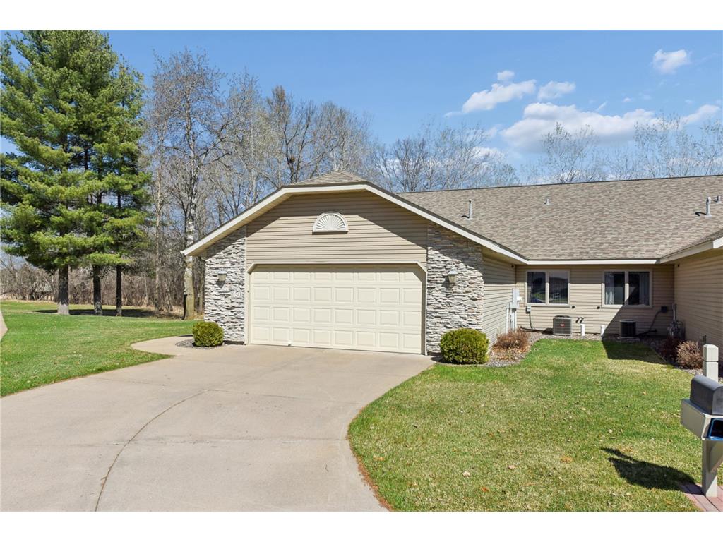 650 Deer Path Osceola WI 54020 7054772 image1