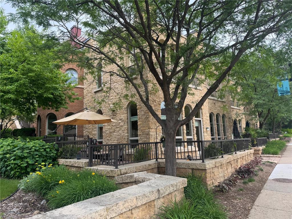 650 Main Street N #B01 Stillwater MN 55082 7090015 image2