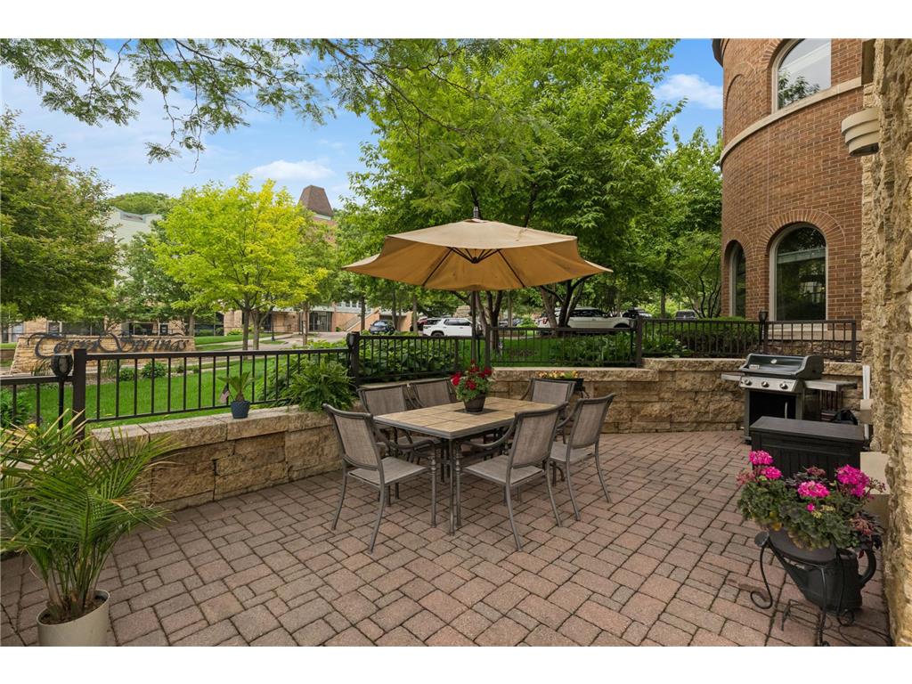 650 Main Street N #B01 Stillwater MN 55082 7090015 image6