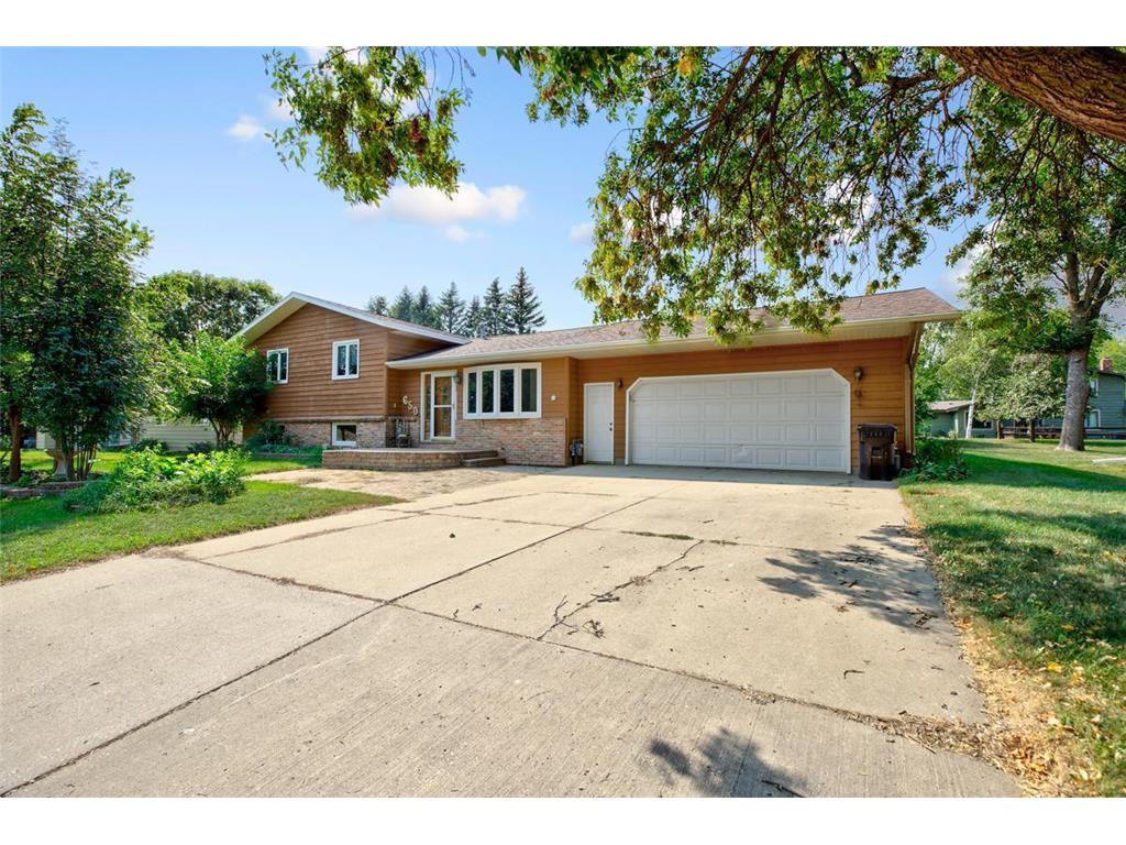 650 Winnie Avenue Windom MN 56101 6259273 image1