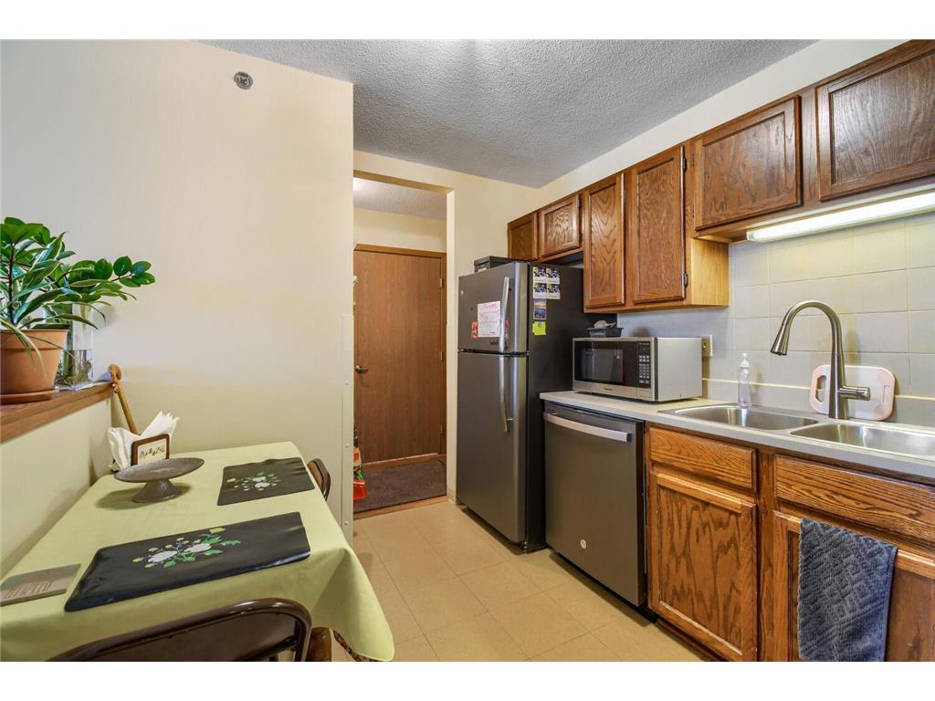 6500 Woodlake Drive #1003 Richfield MN 55423 7075211 image17