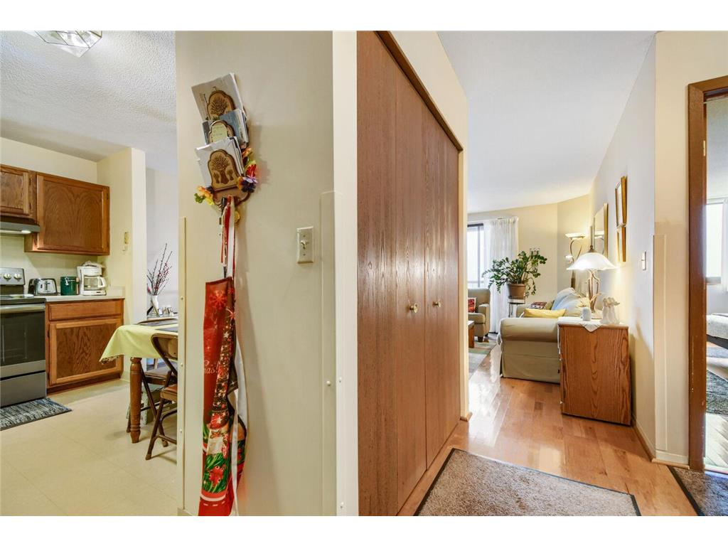 6500 Woodlake Drive #1003 Richfield MN 55423 7075211 image21