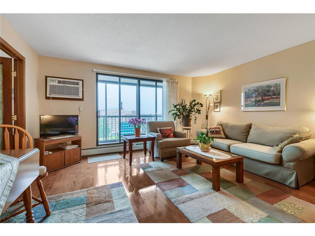 6500 Woodlake Drive #1003 Richfield MN 55423 7075211 image3