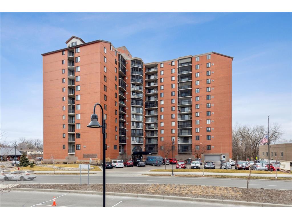 6500 Woodlake Drive #105 Richfield MN 55423 6761363 image1