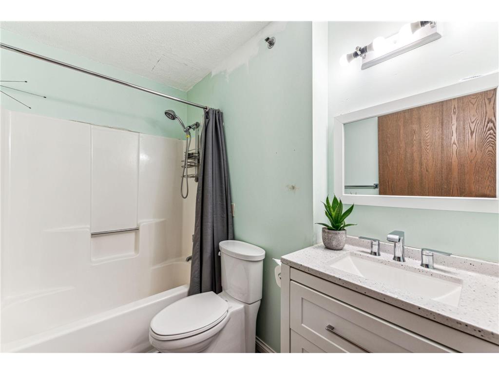 6500 Woodlake Drive #105 Richfield MN 55423 6761363 image9