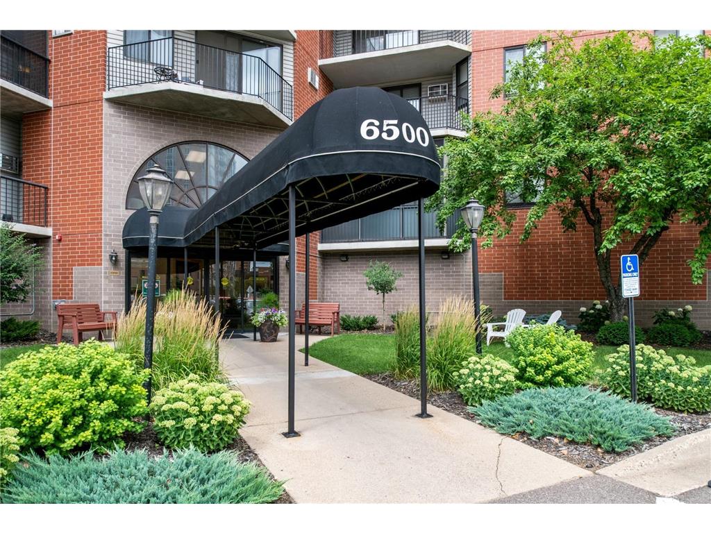 6500 Woodlake Drive #1112 Richfield MN 55423 6403437 image1