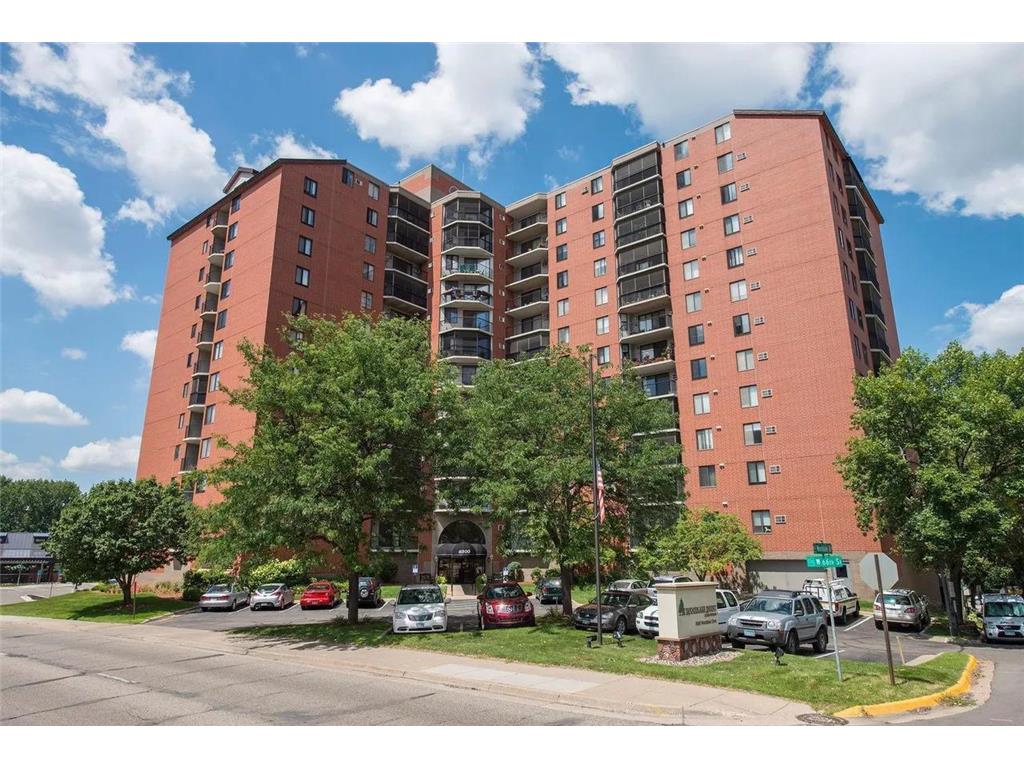 6500 Woodlake Drive #313 Richfield MN 55423 7052576 image1