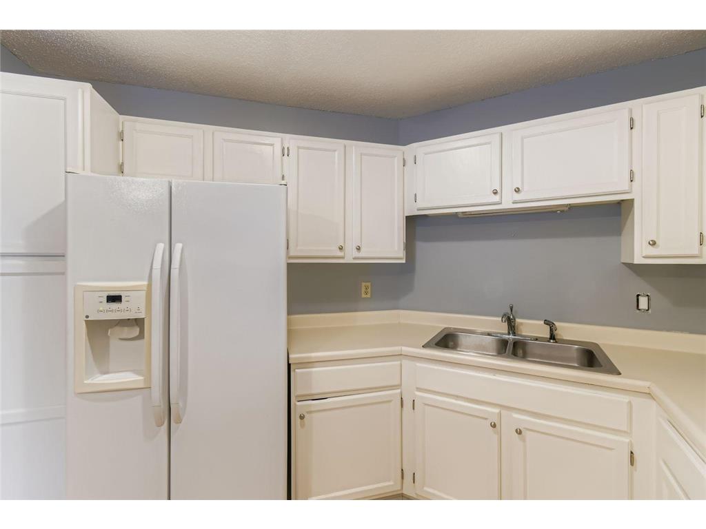 6500 Woodlake Drive #401 Richfield MN 55423 7052529 image11