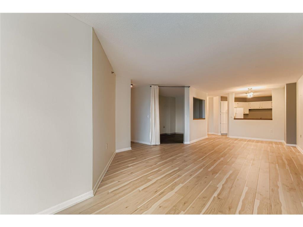 6500 Woodlake Drive #401 Richfield MN 55423 7052529 image2