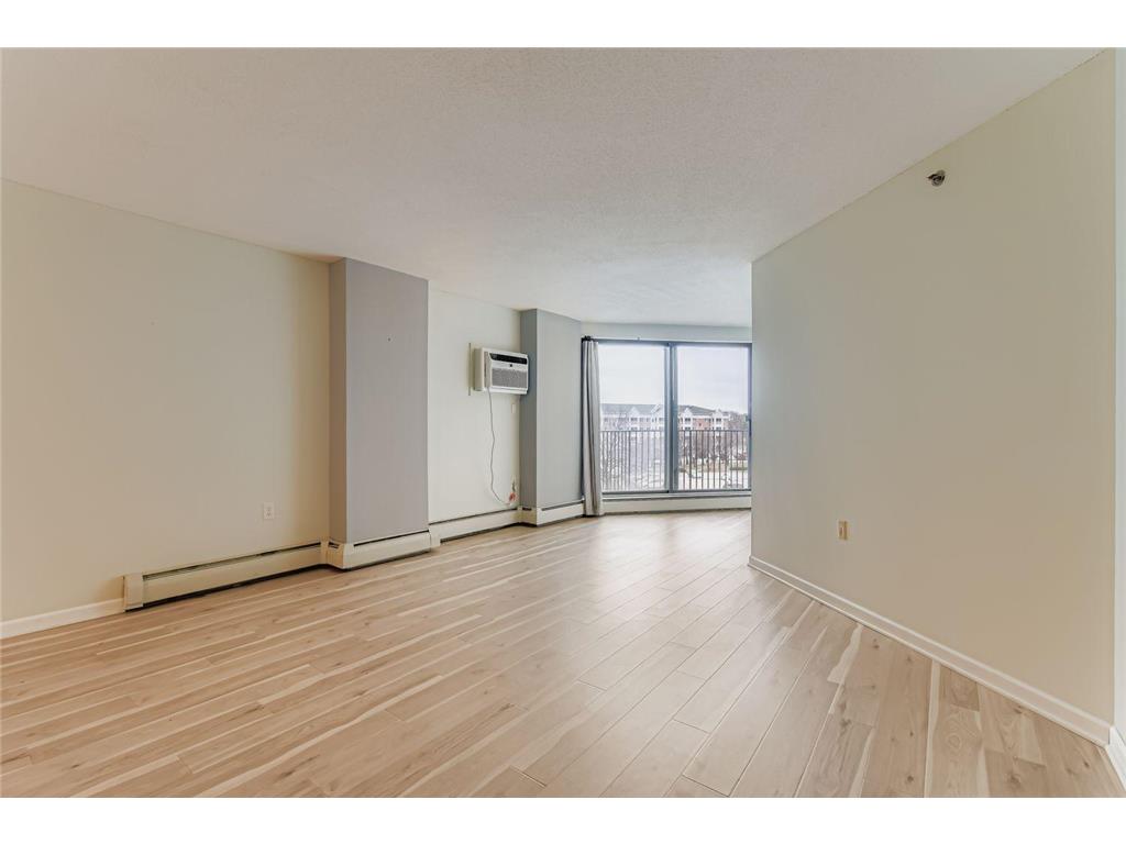 6500 Woodlake Drive #401 Richfield MN 55423 7052529 image6