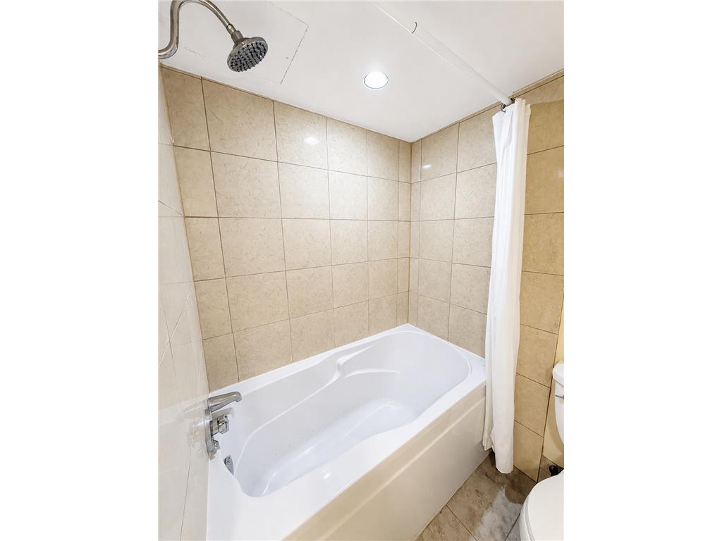 6500 Woodlake Drive #707 Richfield MN 55423 7063158 image12