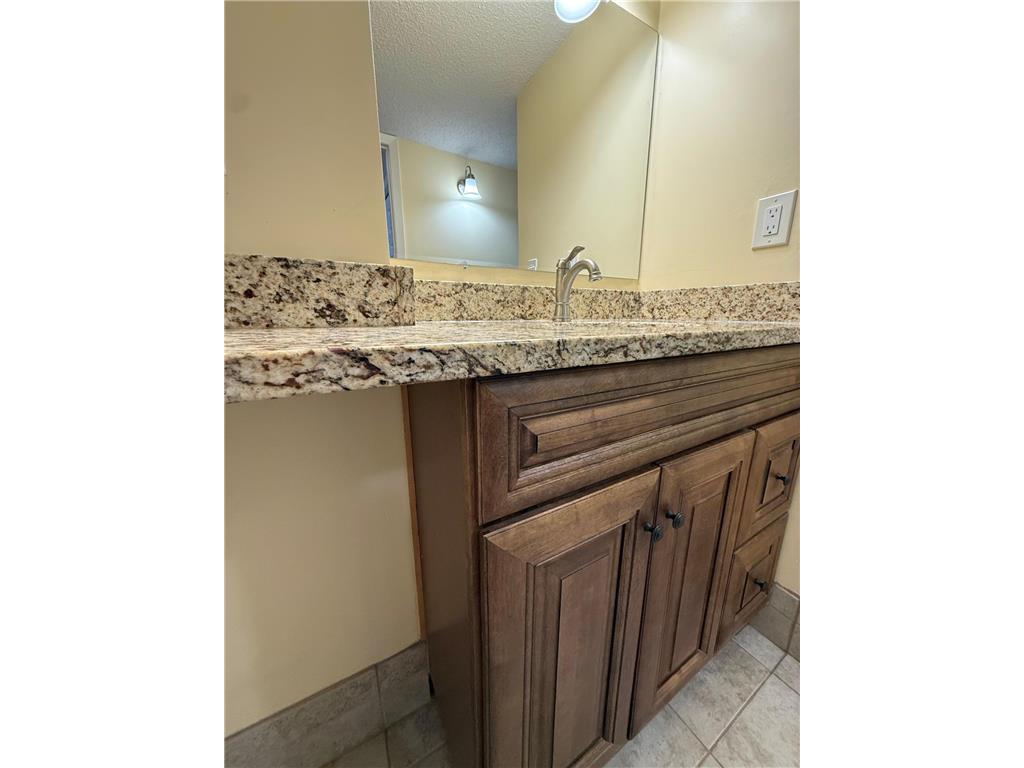 6500 Woodlake Drive #707 Richfield MN 55423 7063158 image13