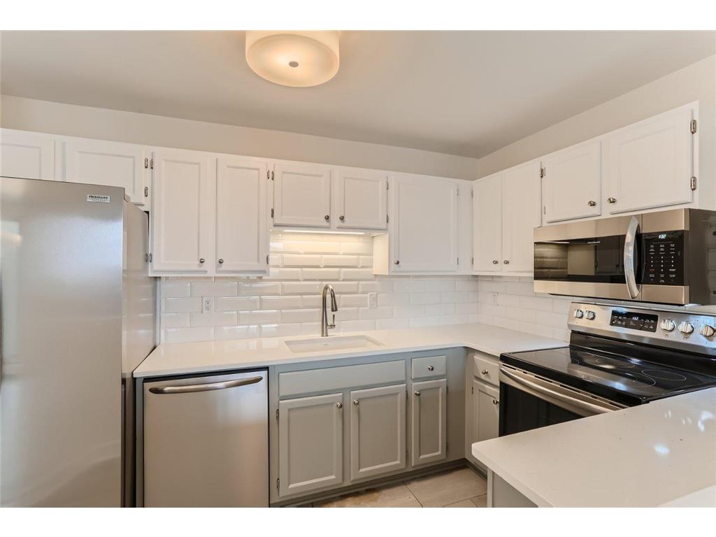 6500 Woodlake Drive #813 Richfield MN 55423 6395151 image1