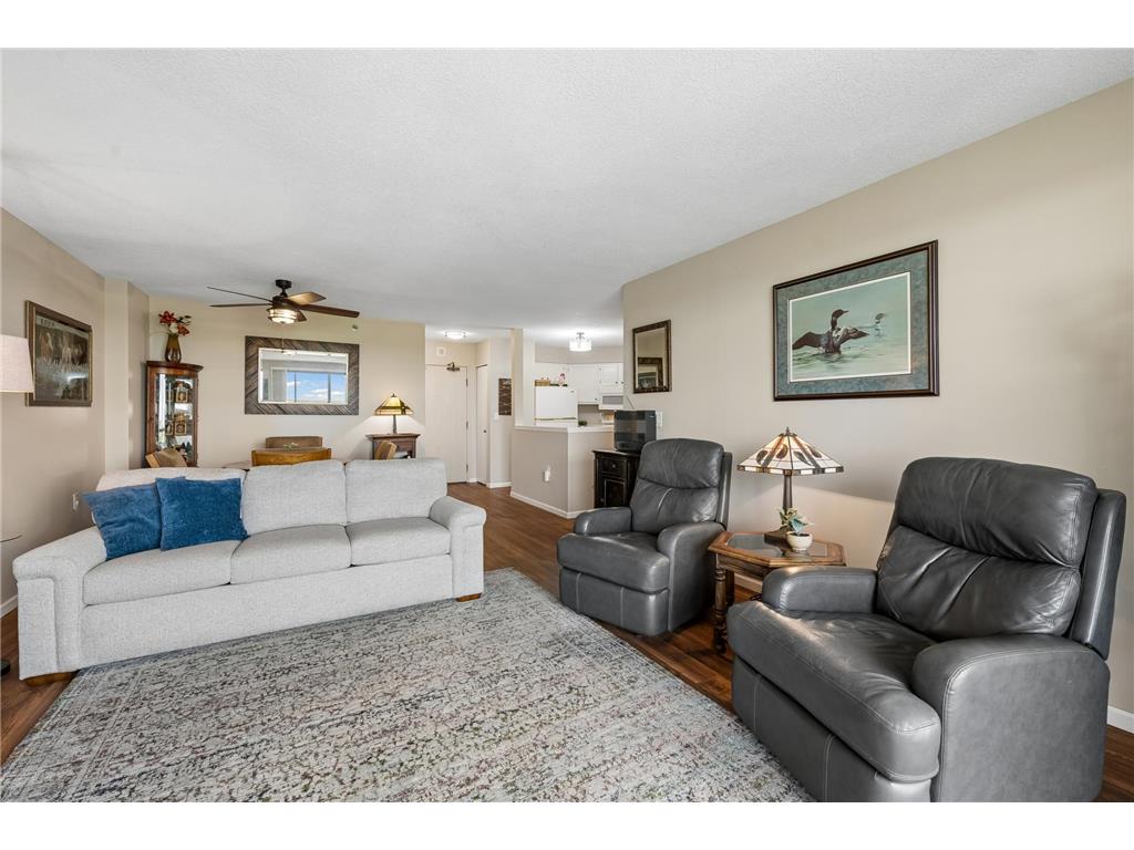 6500 Woodlake Drive #910 Richfield MN 55423 - Richfield Lake 7065509 image6