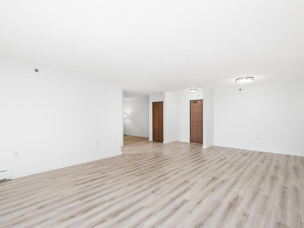 6500 Woodlake Drive #914 Richfield MN 55423 7065680 image9