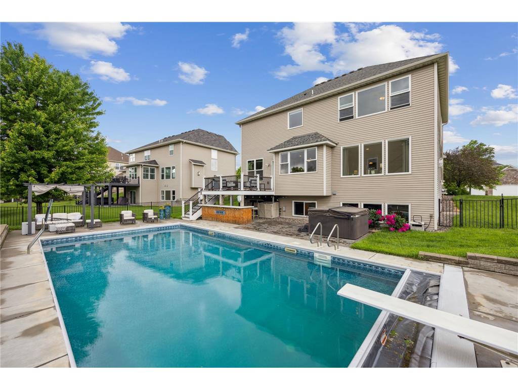 6501 106th Avenue N Brooklyn Park MN 55445 6538001 image1