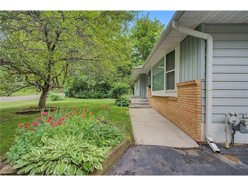 6506 34th Avenue N Crystal MN 55427 7105613 image17