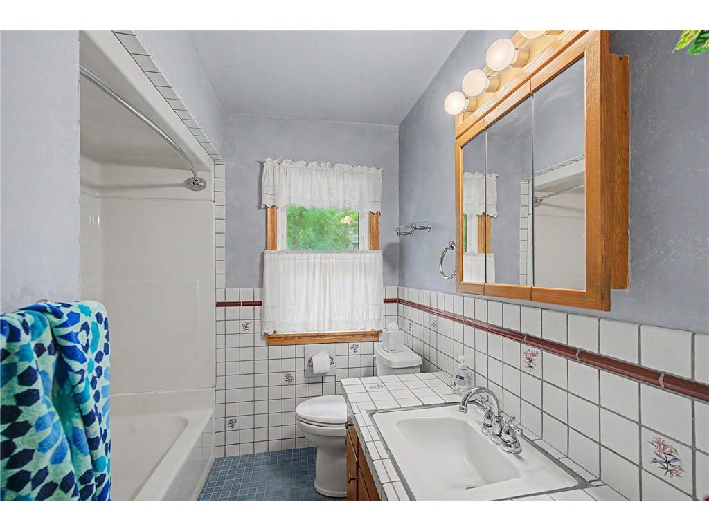 6506 34th Avenue N Crystal MN 55427 7105613 image9