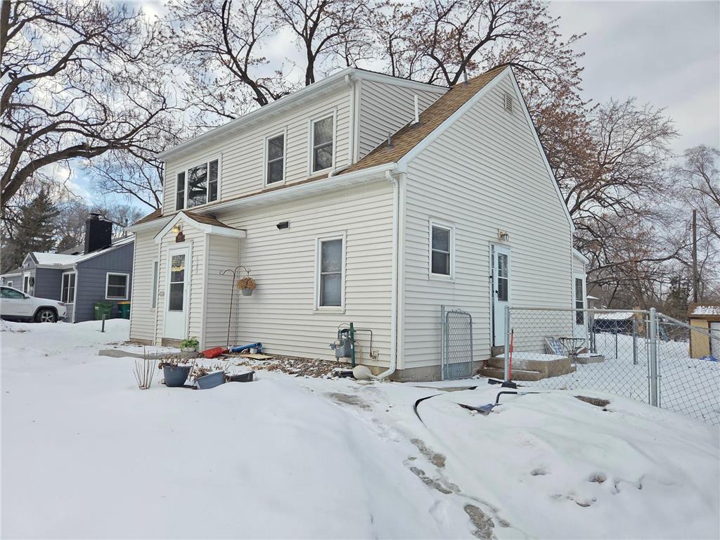 6508 47th Avenue N Crystal MN 55428 7015100 image1