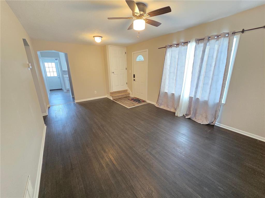 6508 47th Avenue N Crystal MN 55428 7015100 image11