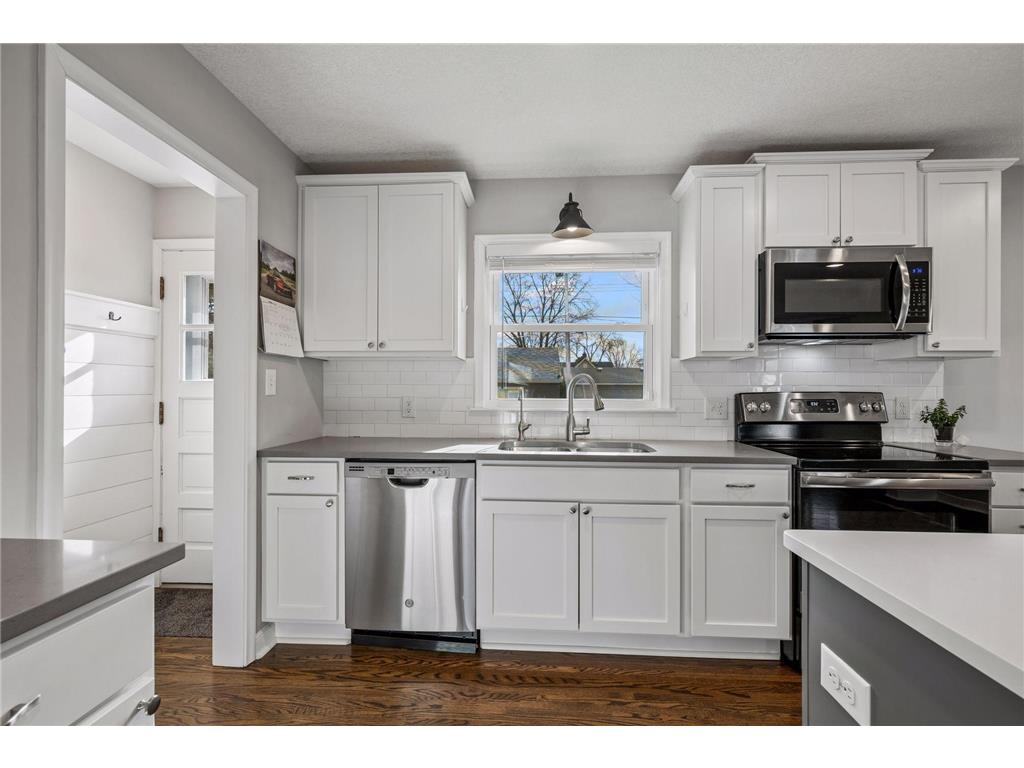 651 3rd Avenue S South Saint Paul MN 55075 7052376 image8