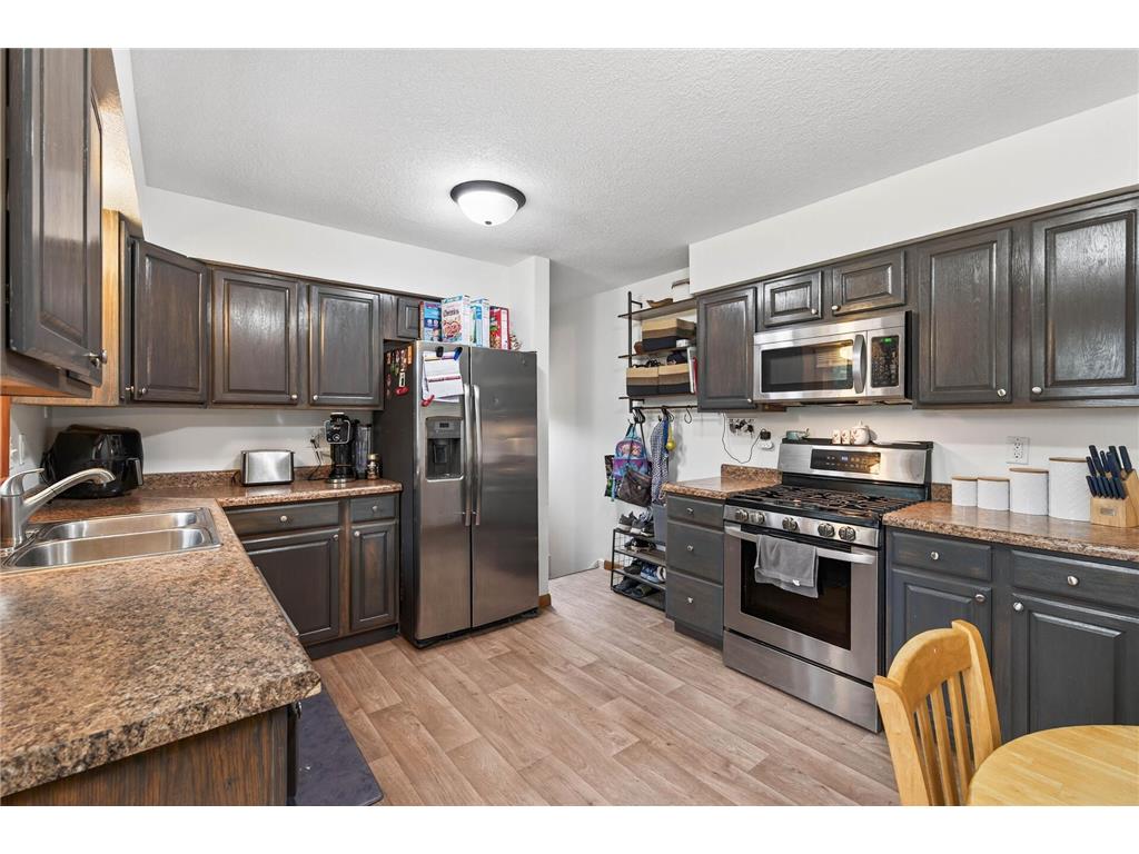 651 Randall Drive Anoka MN 55303 6777648 image11