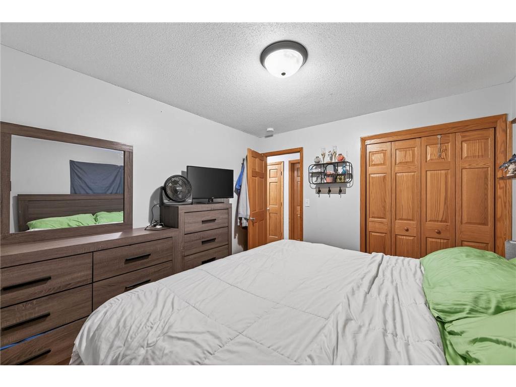 651 Randall Drive Anoka MN 55303 6777648 image17