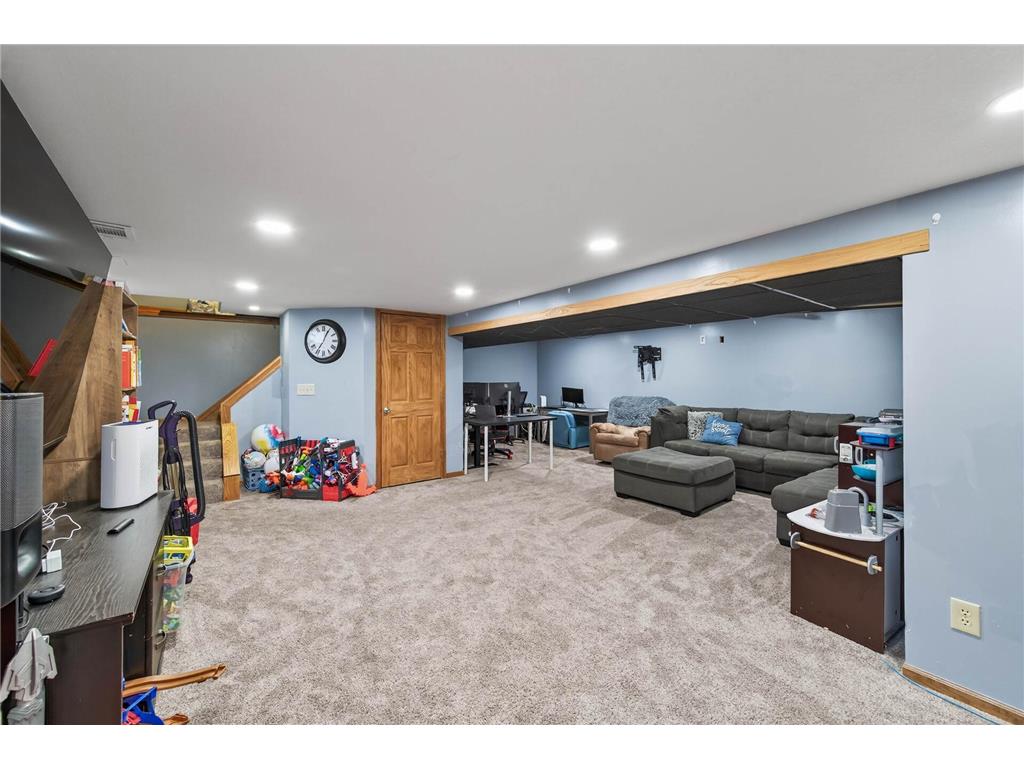 651 Randall Drive Anoka MN 55303 6777648 image20