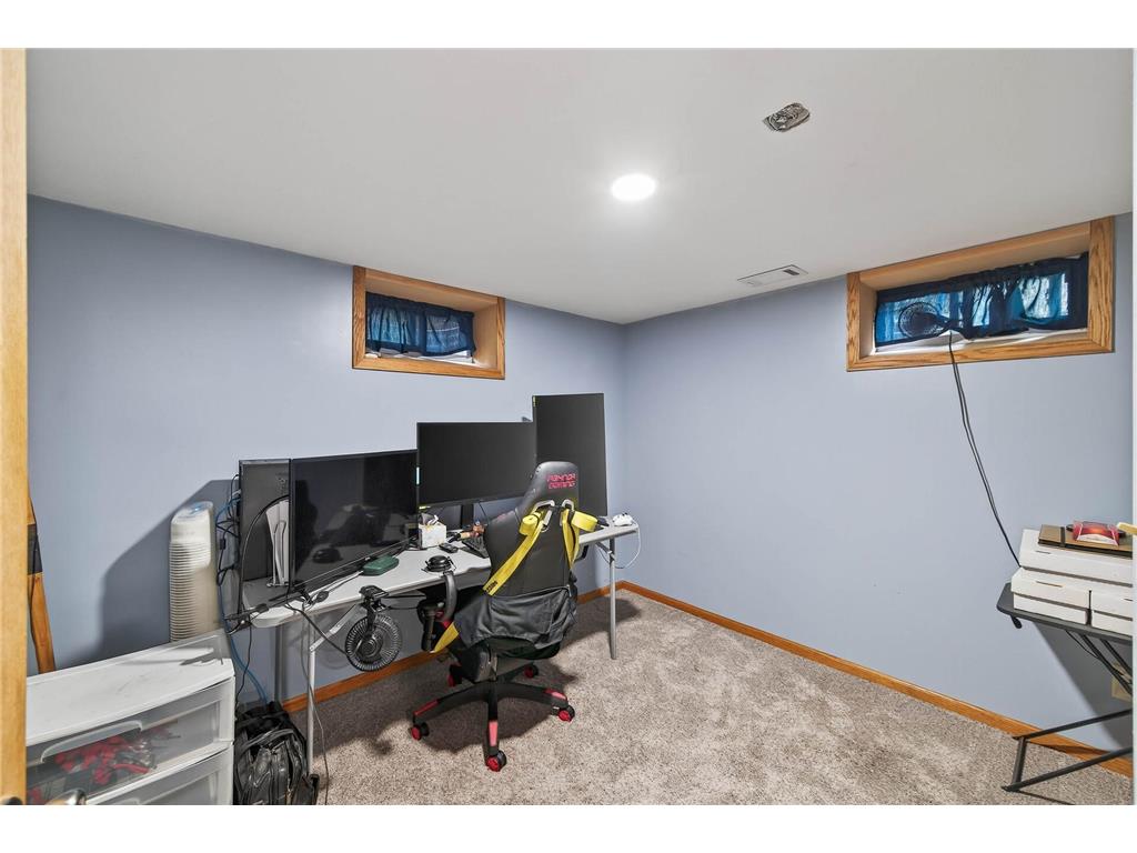 651 Randall Drive Anoka MN 55303 6777648 image24