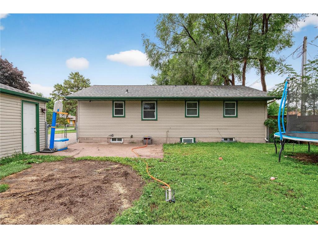 651 Randall Drive Anoka MN 55303 6777648 image27
