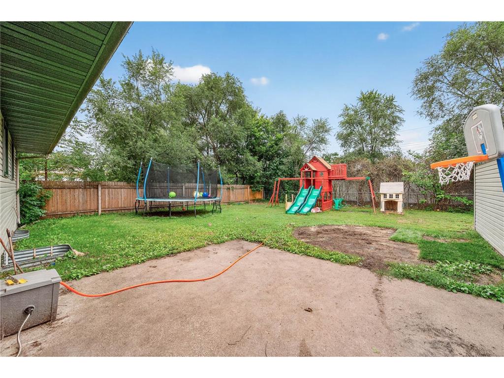 651 Randall Drive Anoka MN 55303 6777648 image28