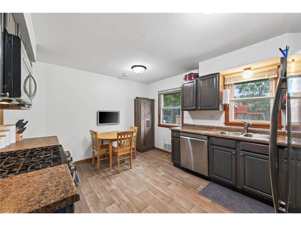 651 Randall Drive Anoka MN 55303 6777648 image9