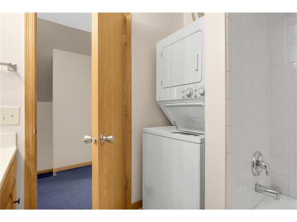 651 Reaney Avenue Saint Paul MN 55130 7041178 image10
