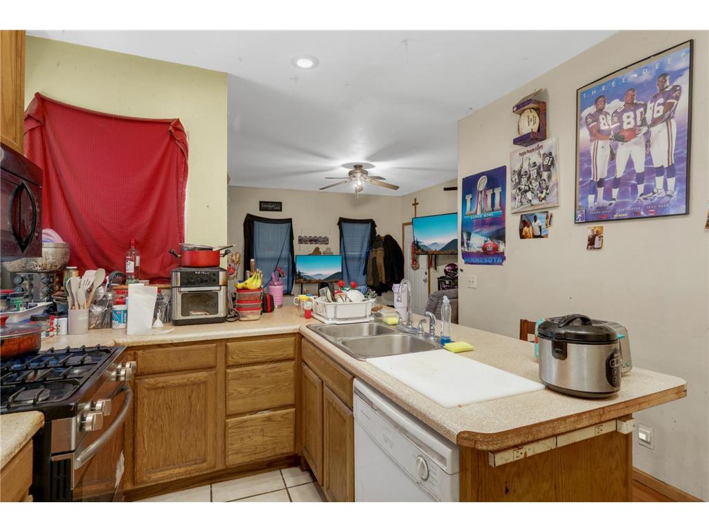 651 Reaney Avenue Saint Paul MN 55130 7041178 image15