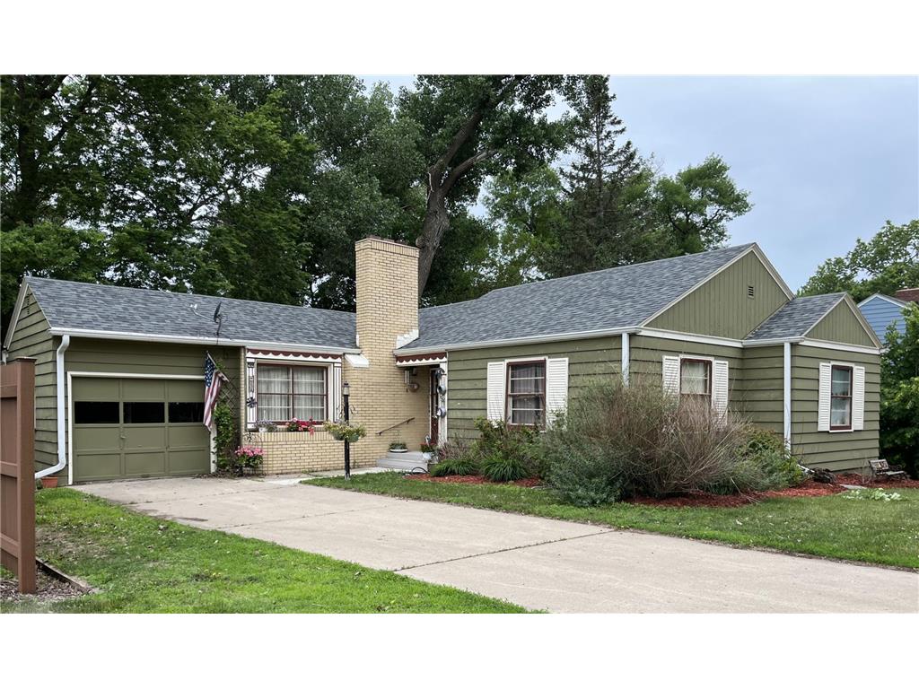 651 River Road, Windom, MN, 56101 MLS 6385028 Edina Realty