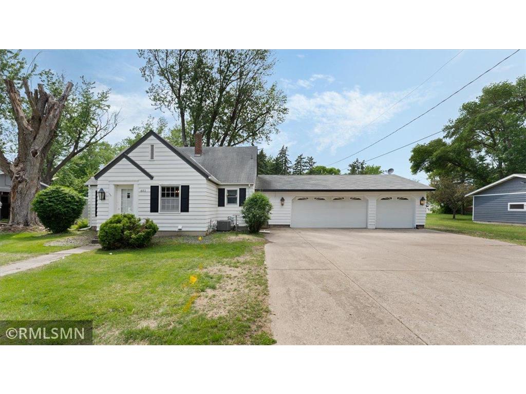 651 Third Street N Dassel MN 55325 6729531 image1