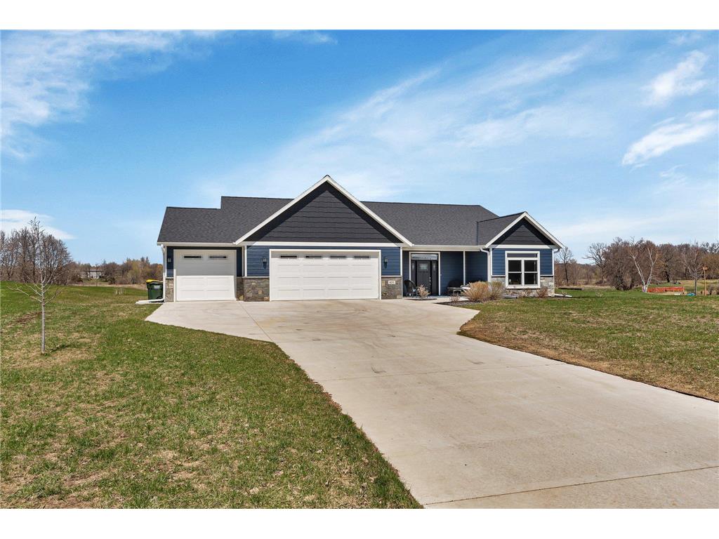 651 W River Drive New London MN 56273 - Crow River 6366640 image1