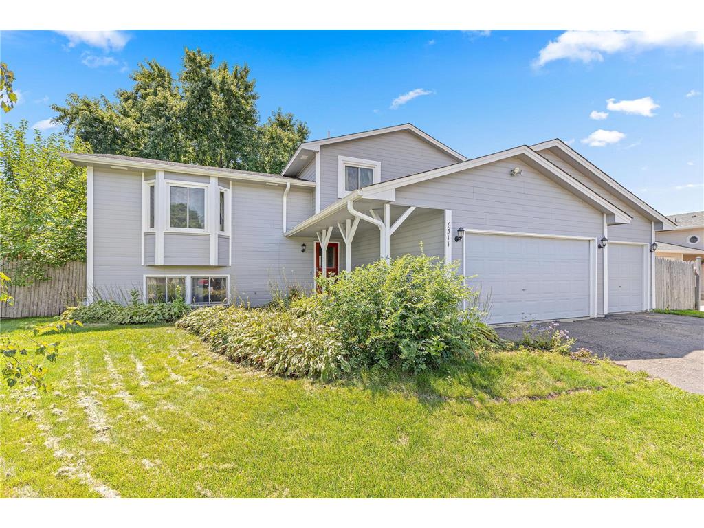 6511 110th Lane N Champlin MN 55316 6584775 image1